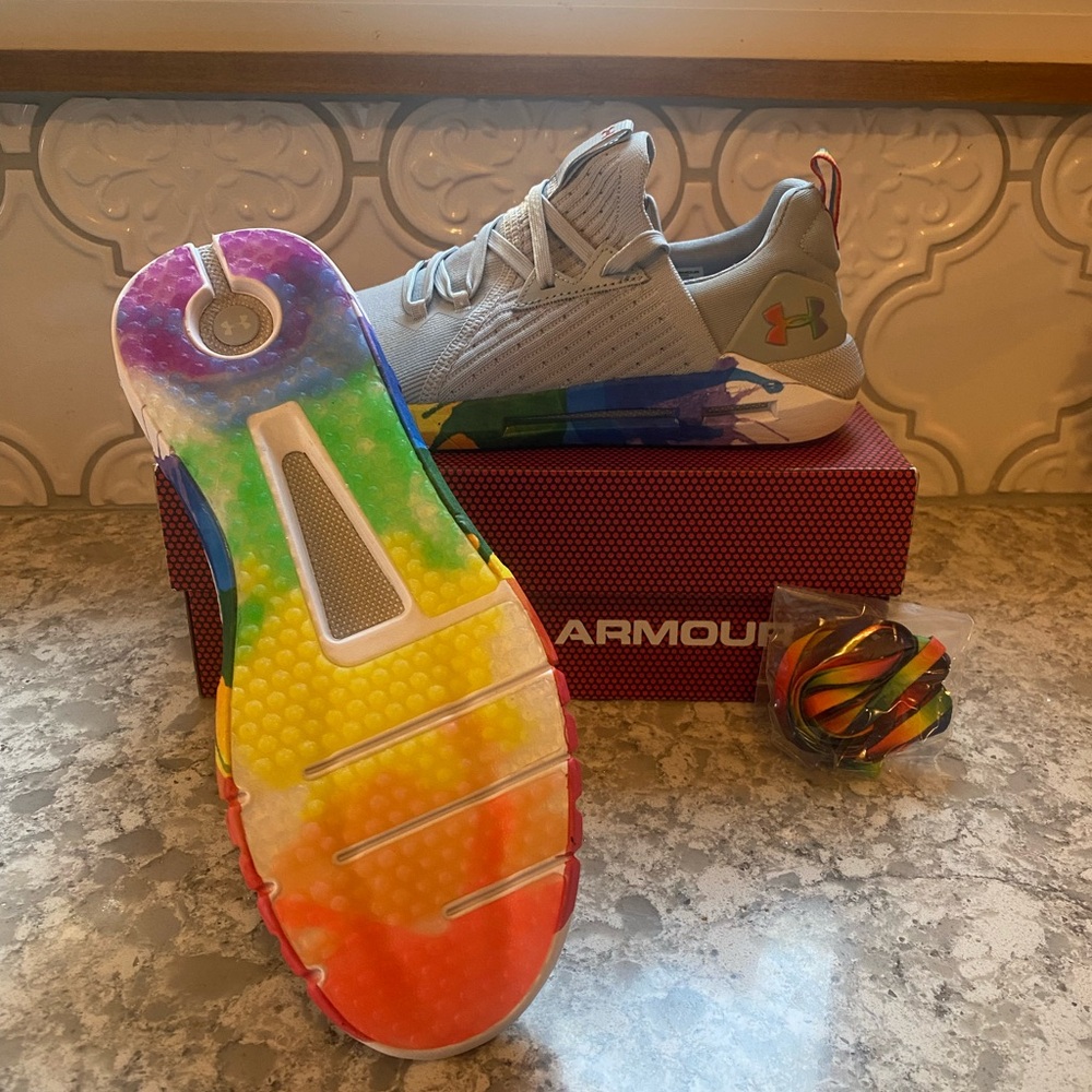 Under Armour Women's HOVR SLK EVO x Pride - Picture 2 of 3